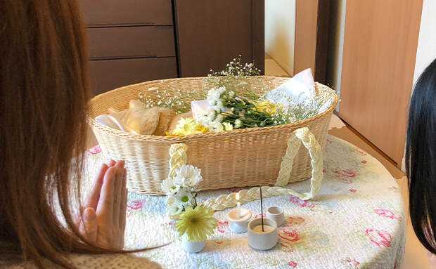 葬儀場のような車両の中でお見送りができるプラン